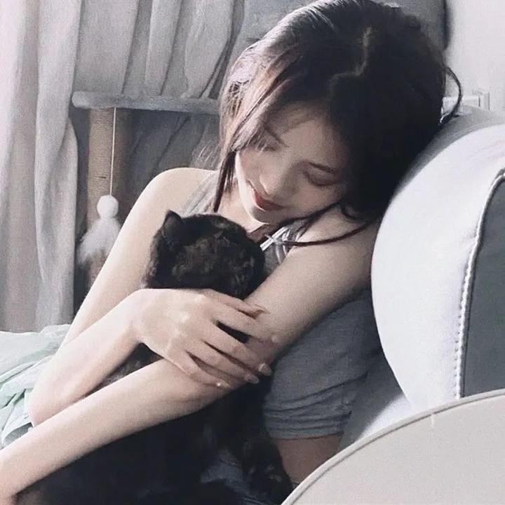 小胸维妮的幸福旅程